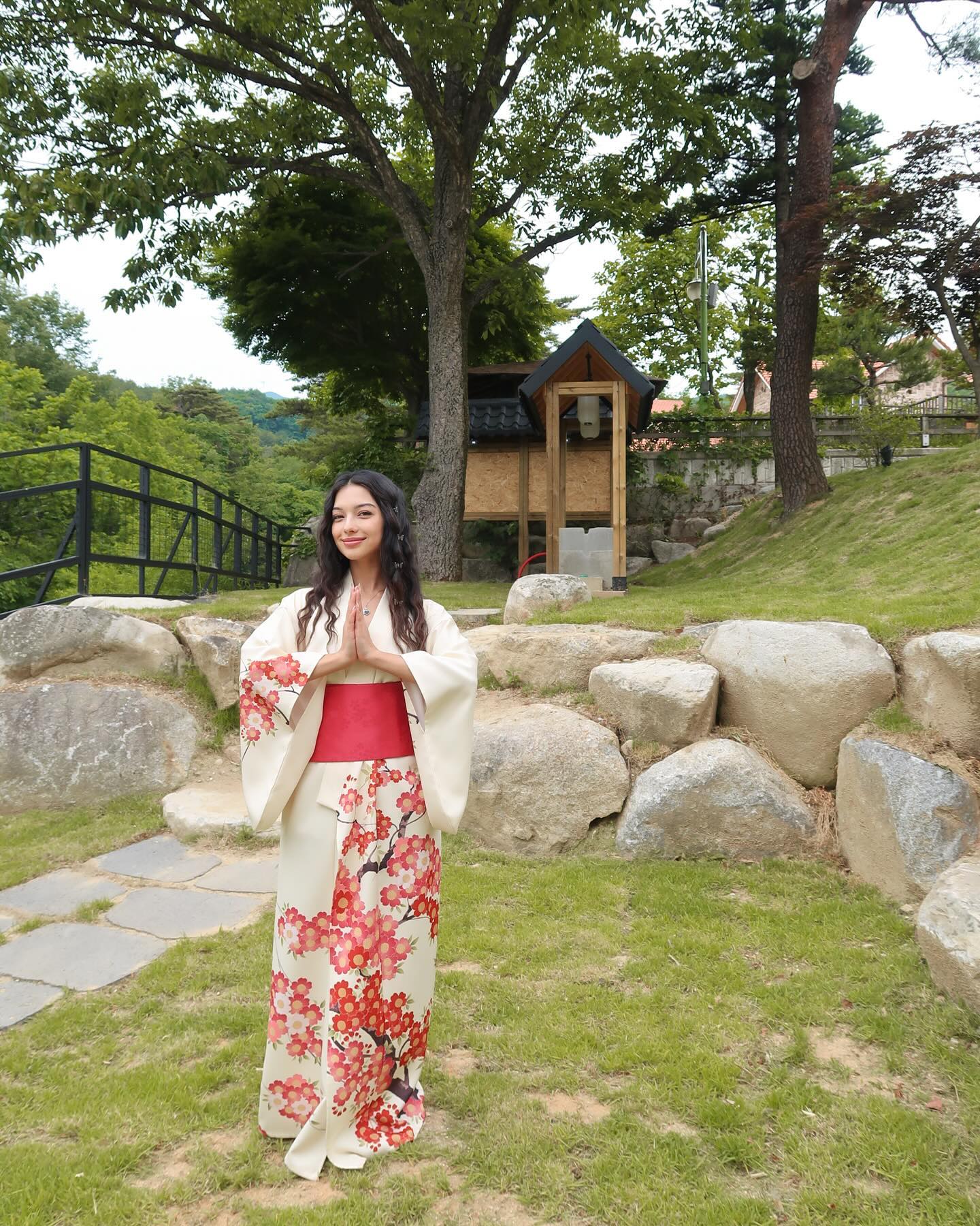 siyamore_ instagram image archive image