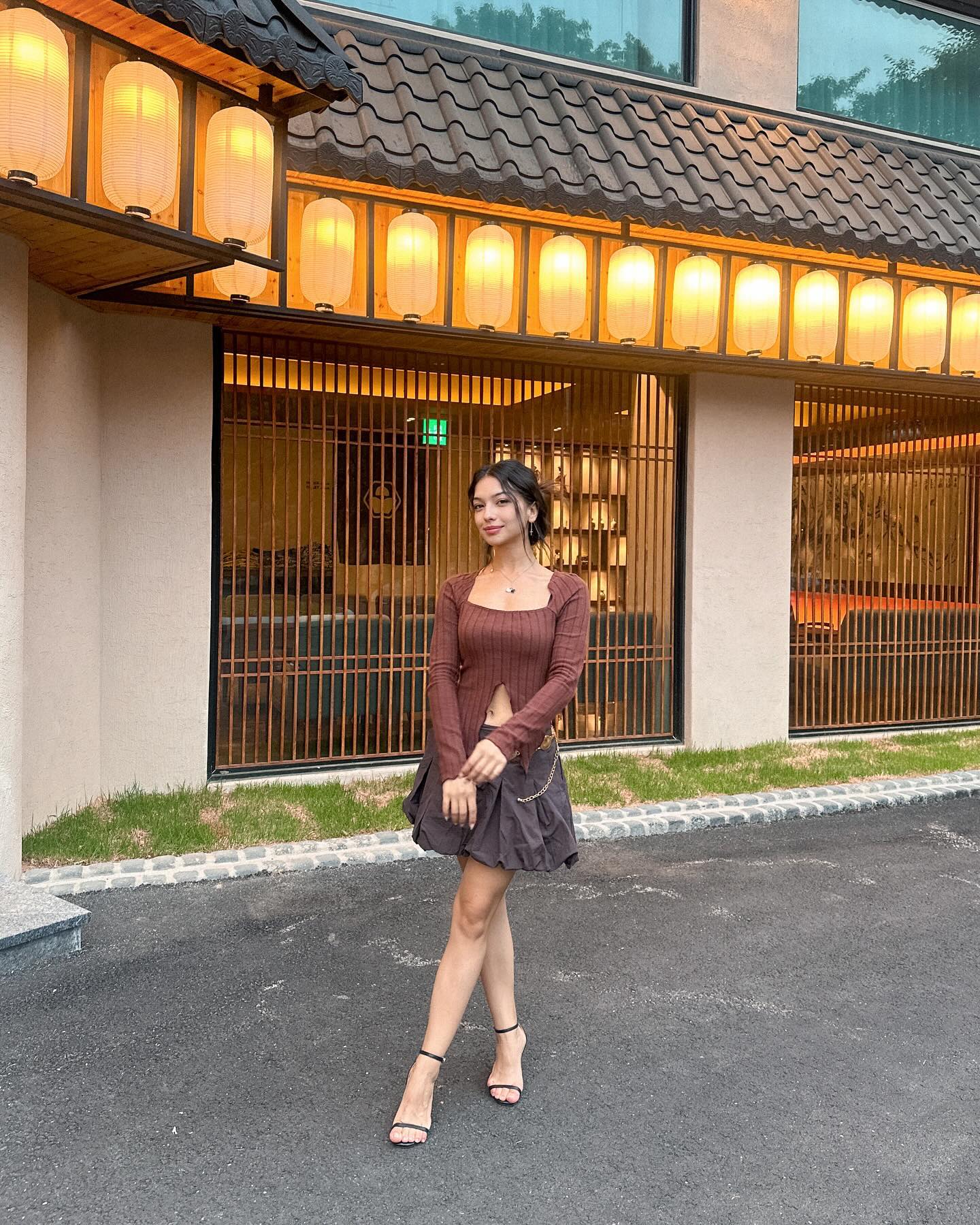 siyamore_ instagram image archive image