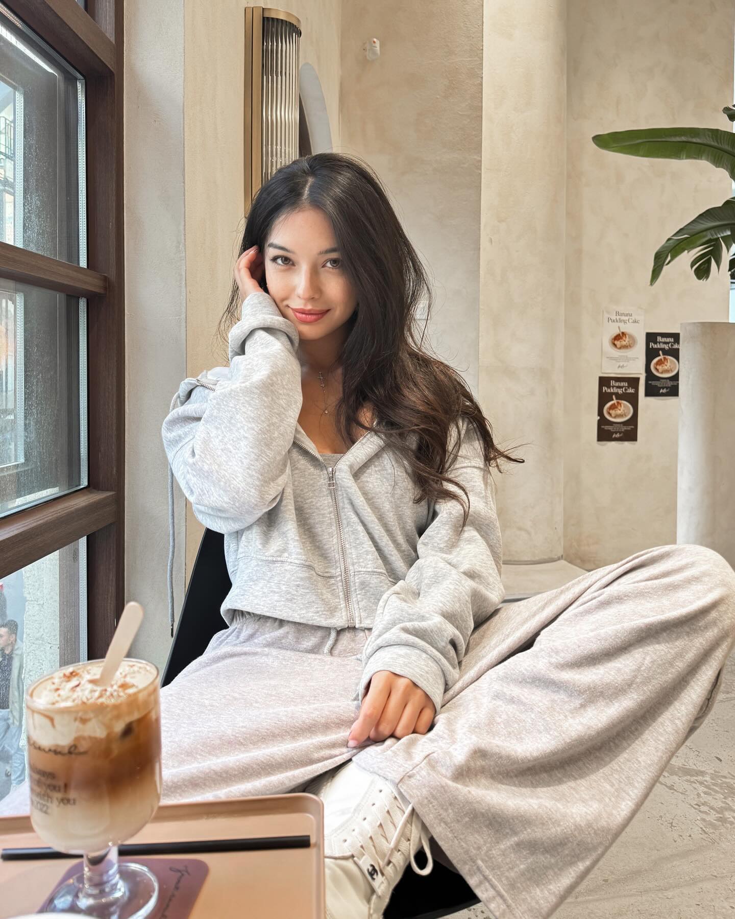 siyamore_ instagram image archive image