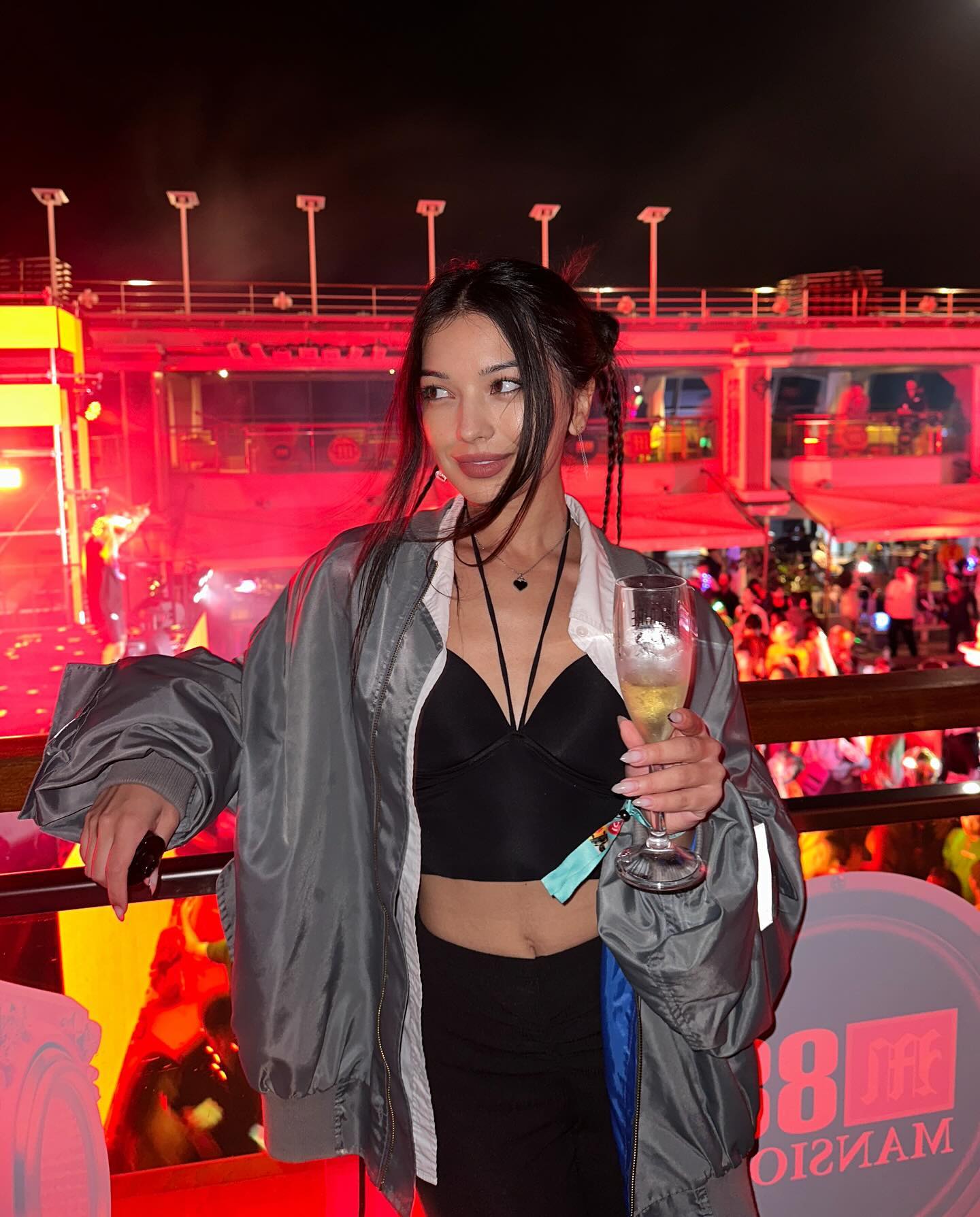 siyamore_ instagram image archive image