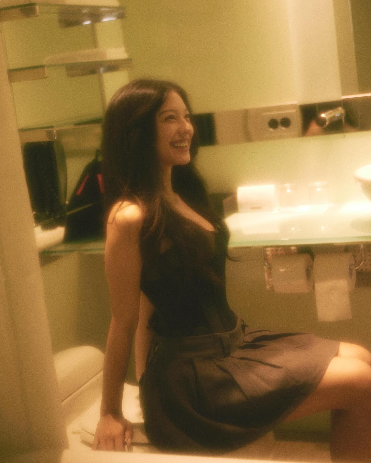 siyamore_ instagram image archive image