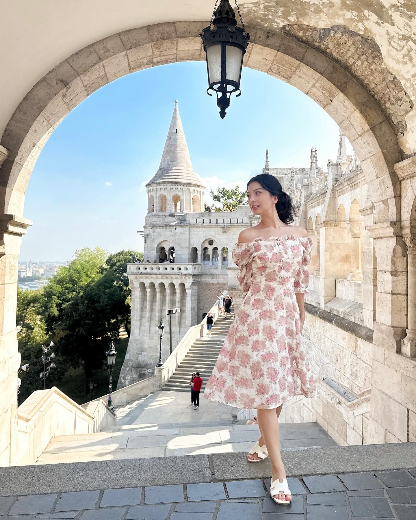 siyamore_ instagram image archive image