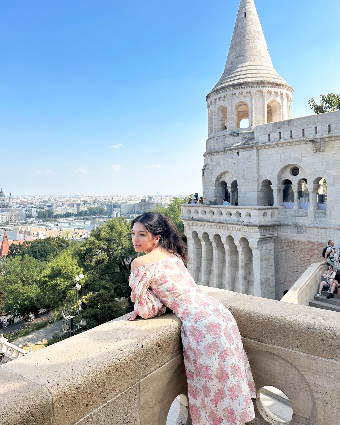 siyamore_ instagram image archive image