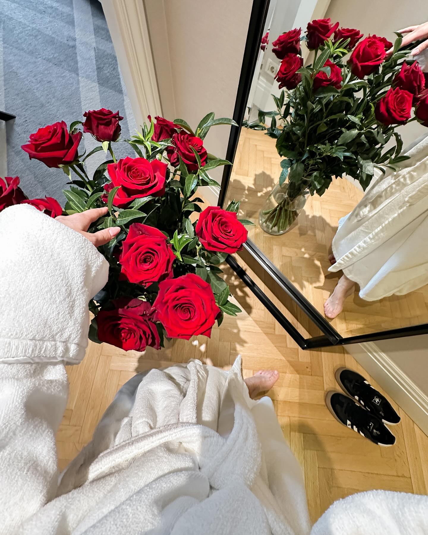 siyamore_ instagram image archive image