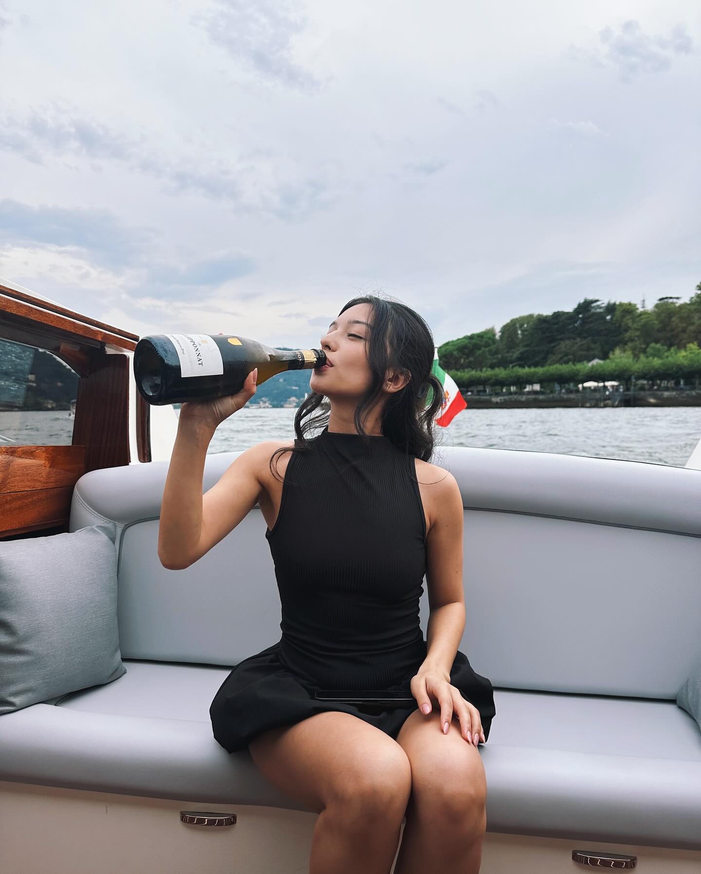 siyamore_ instagram image archive image