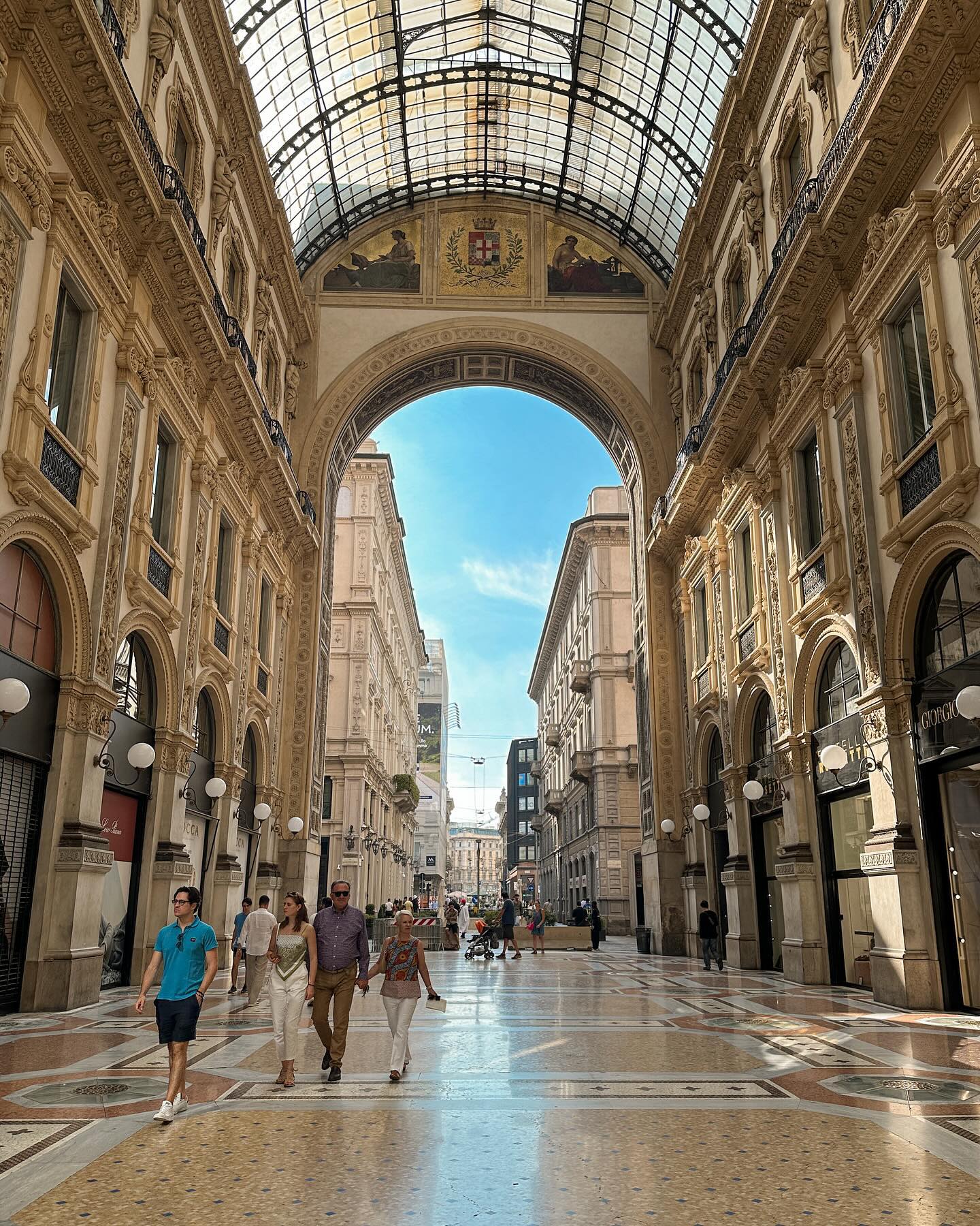 siyamore_ instagram image archive image