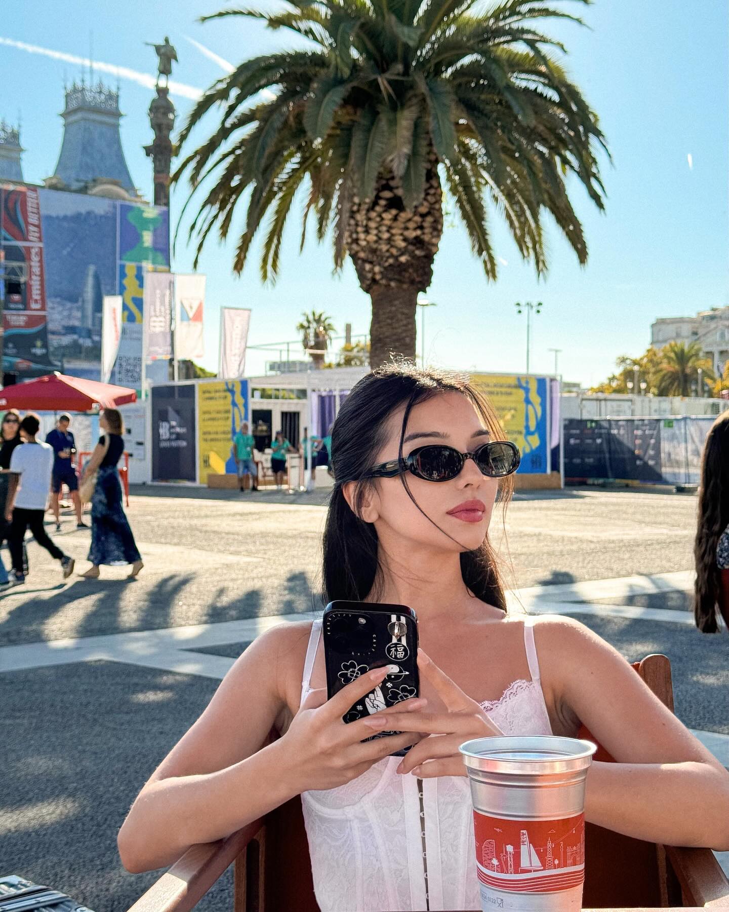 siyamore_ instagram image archive image