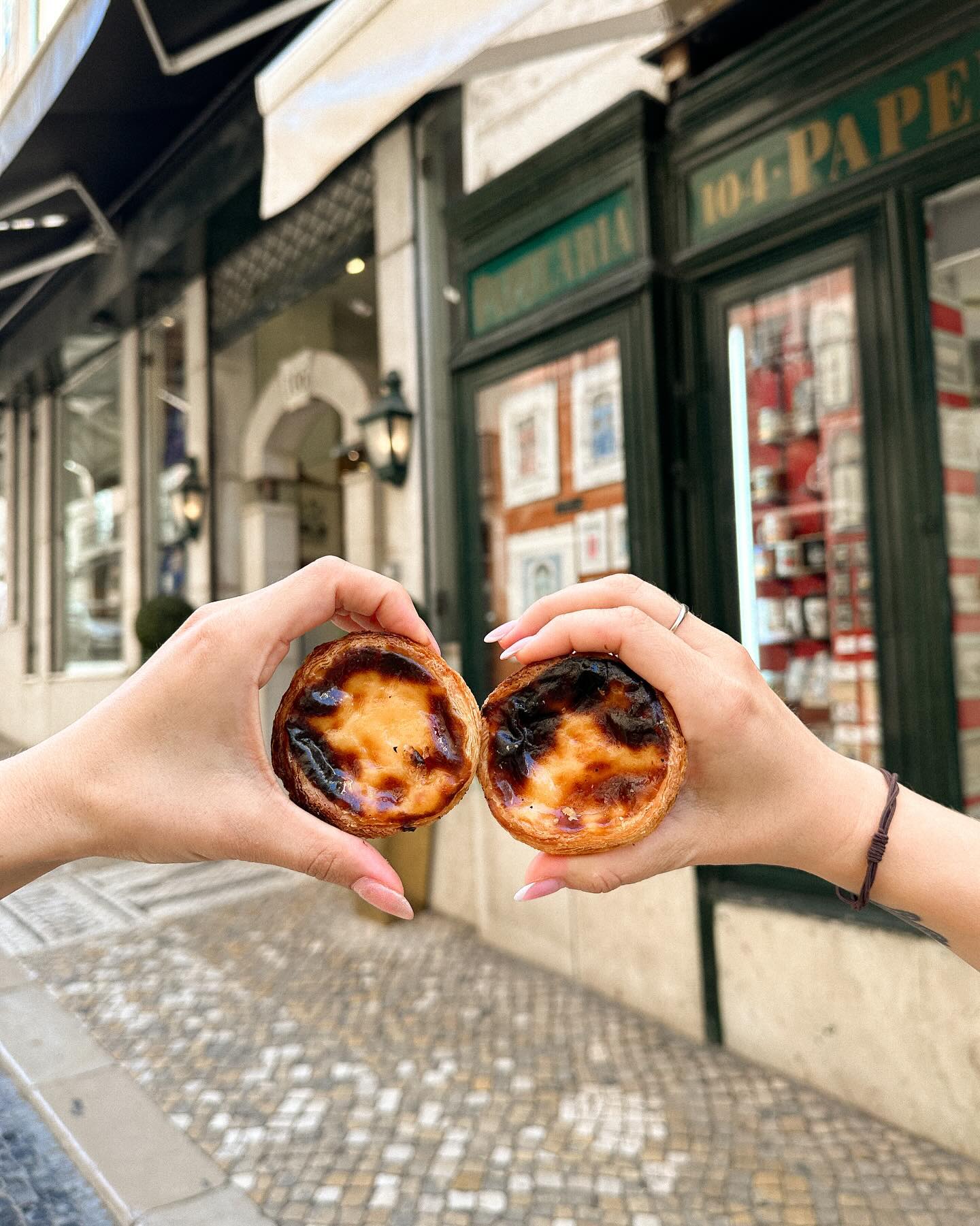 siyamore_ instagram image archive image