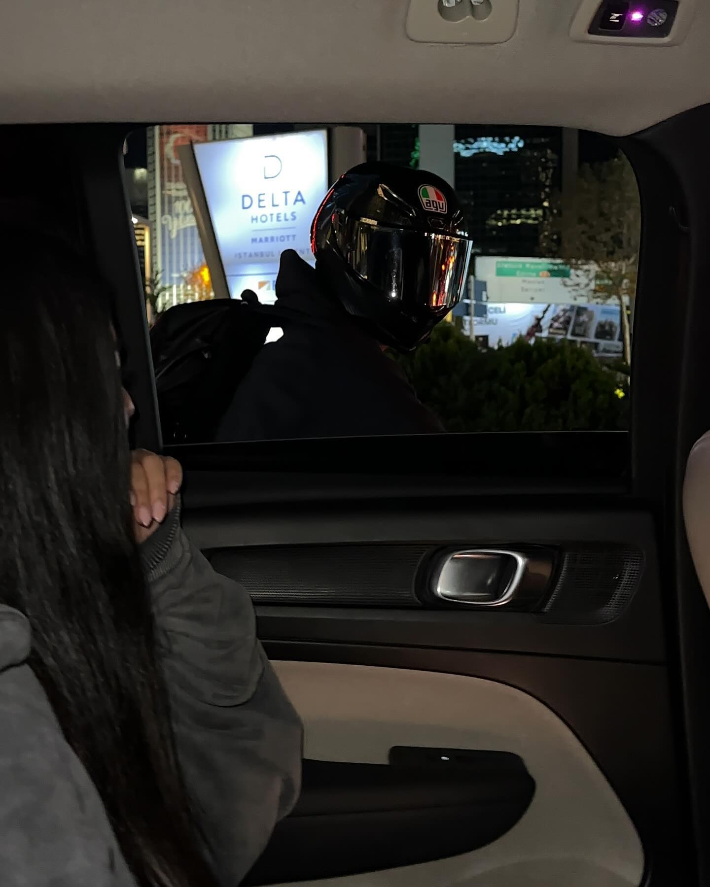 siyamore_ instagram image archive image