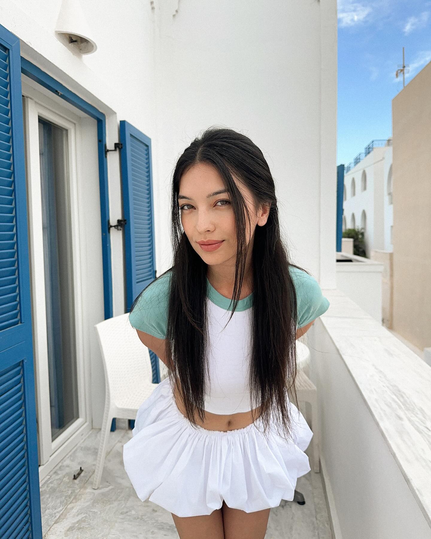 siyamore_ instagram image archive image