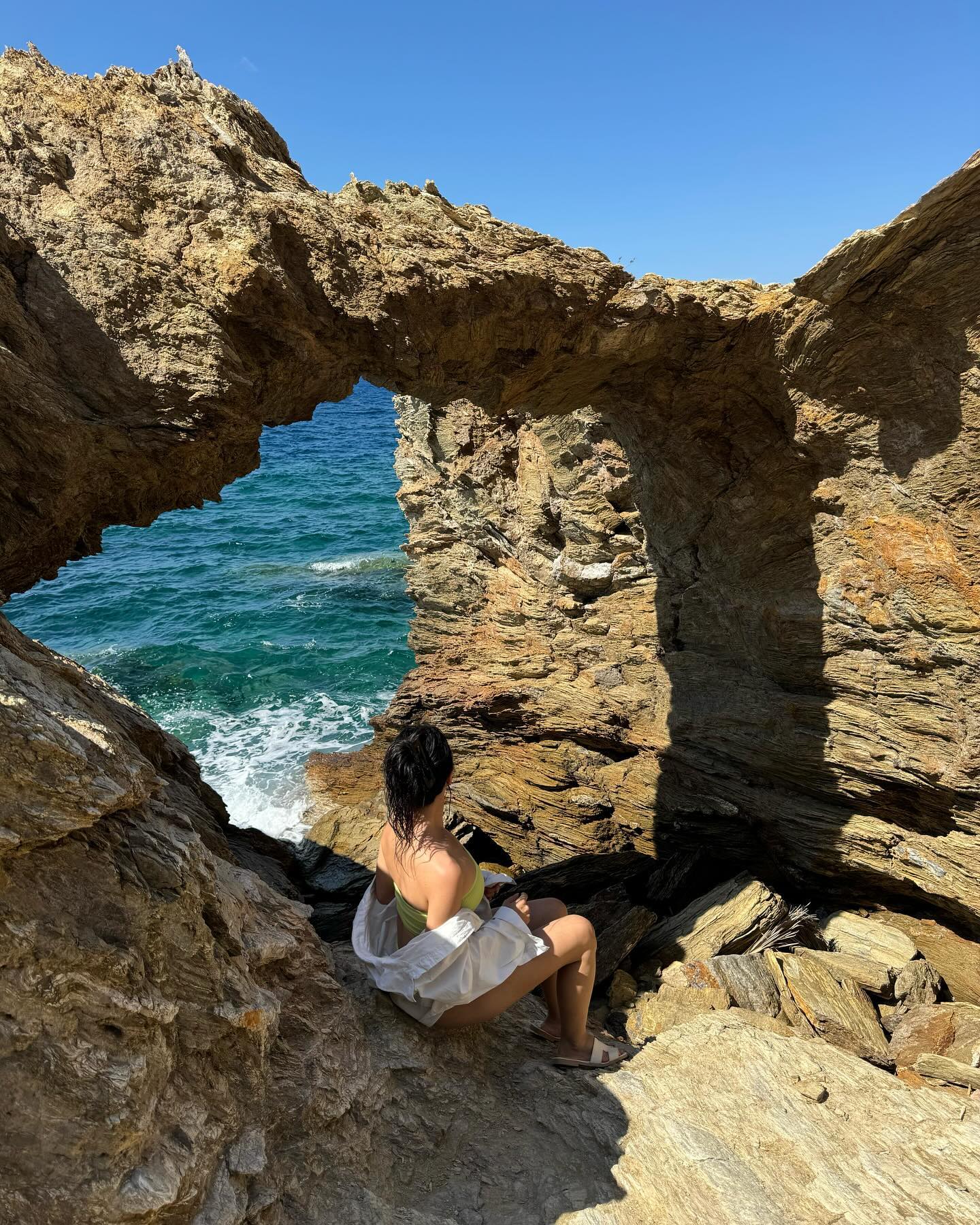 siyamore_ instagram image archive image