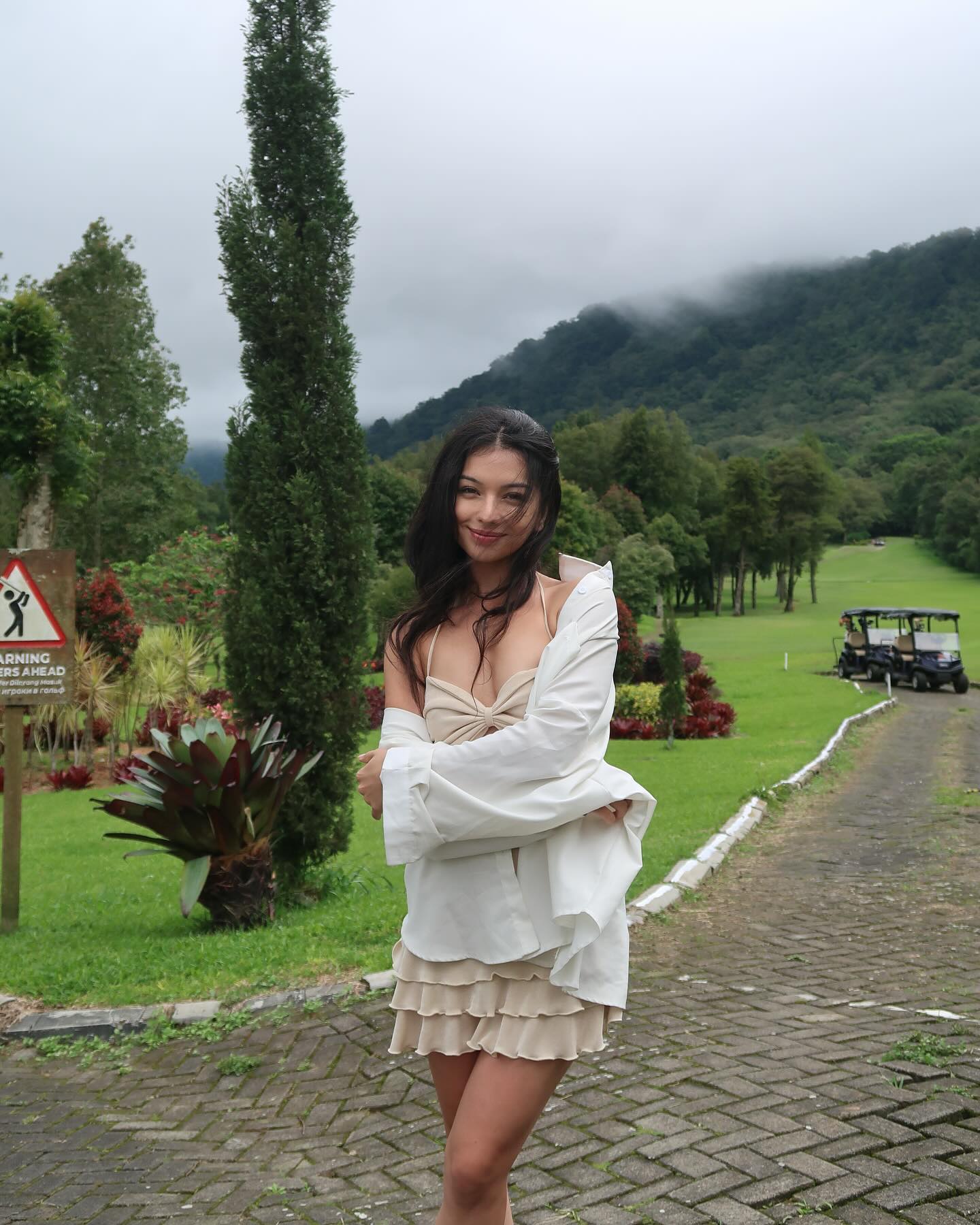 siyamore_ instagram image archive image