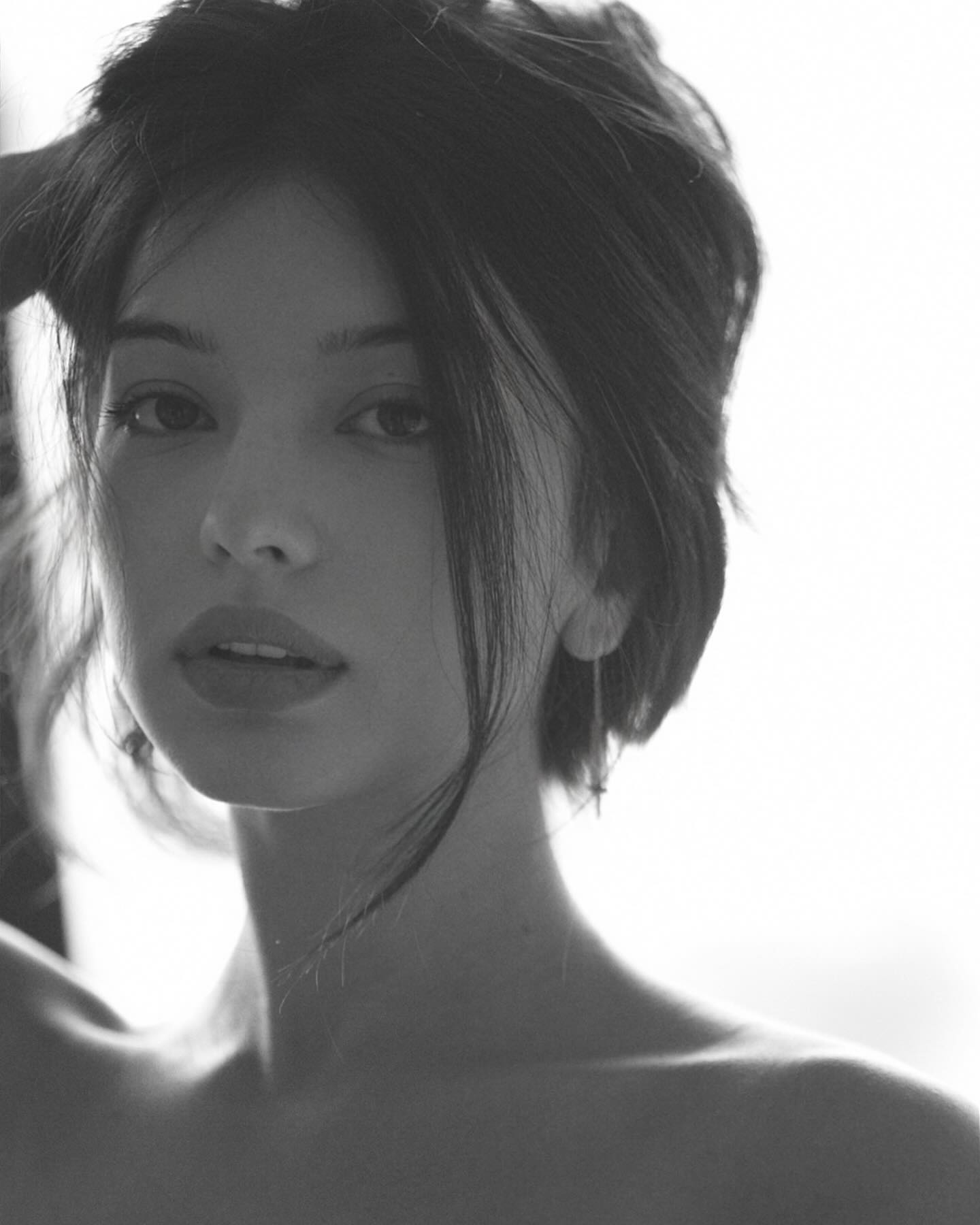 siyamore_ instagram image archive image