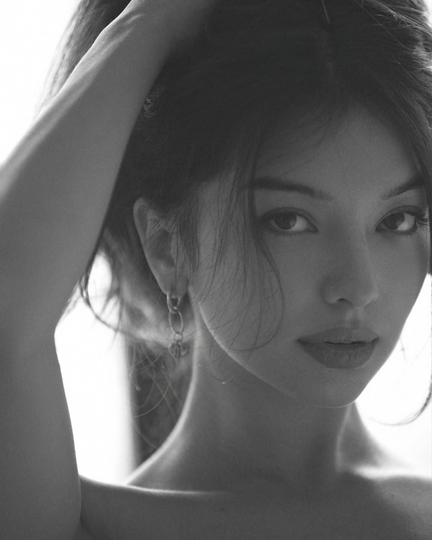 siyamore_ instagram image archive image