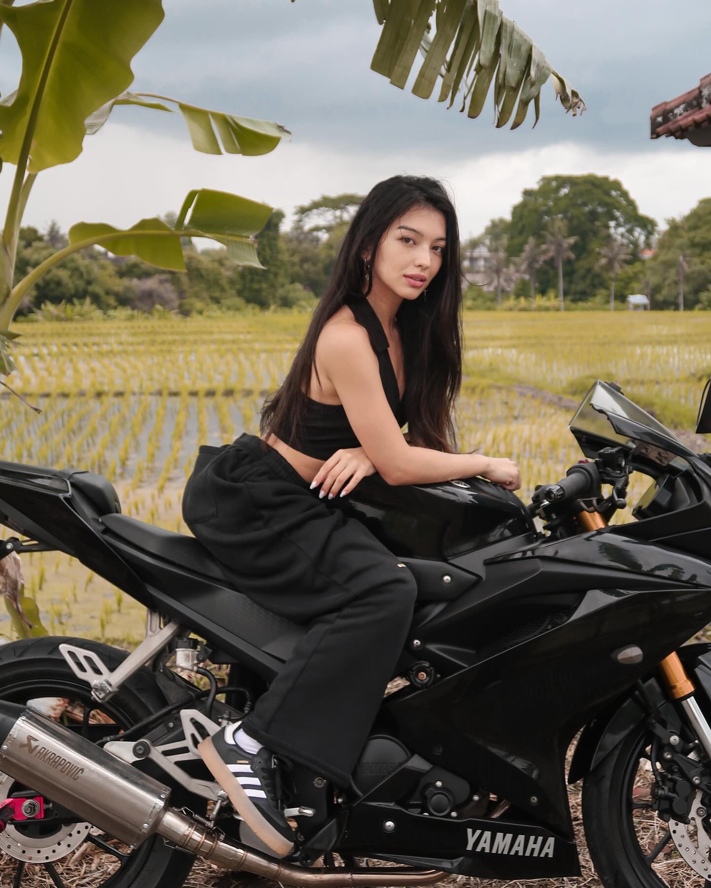 siyamore_ instagram image archive image