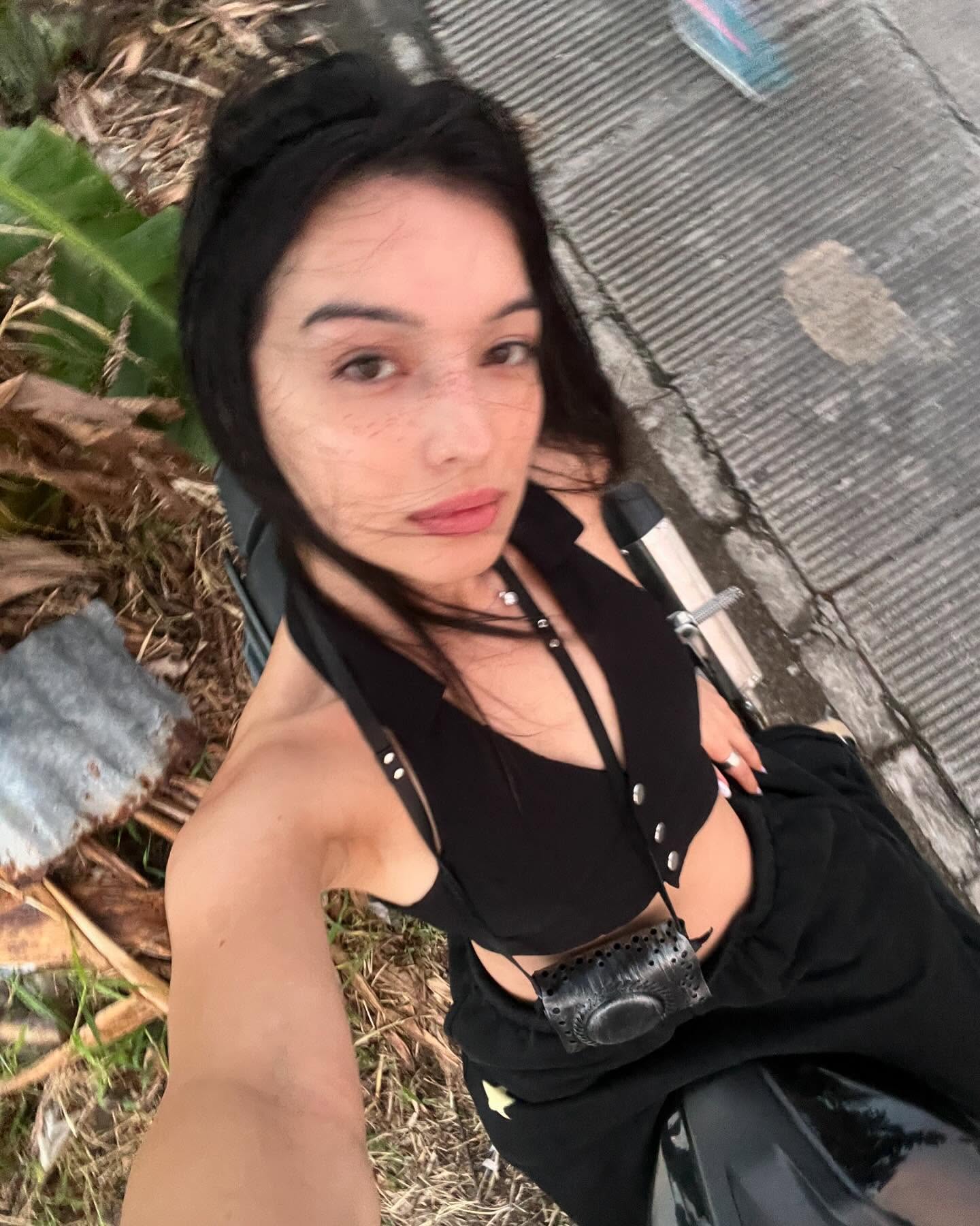 siyamore_ instagram image archive image