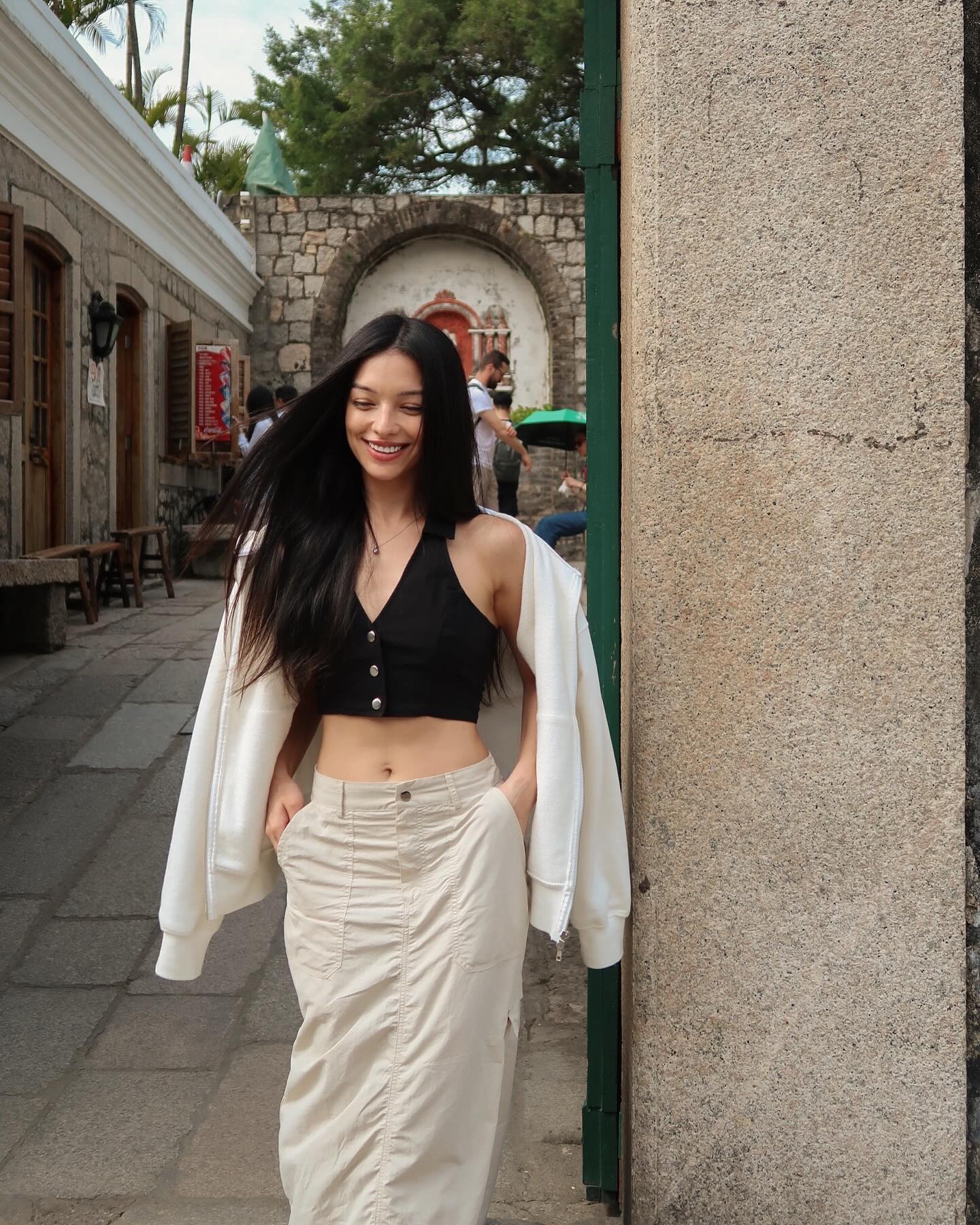 siyamore_ instagram image archive image