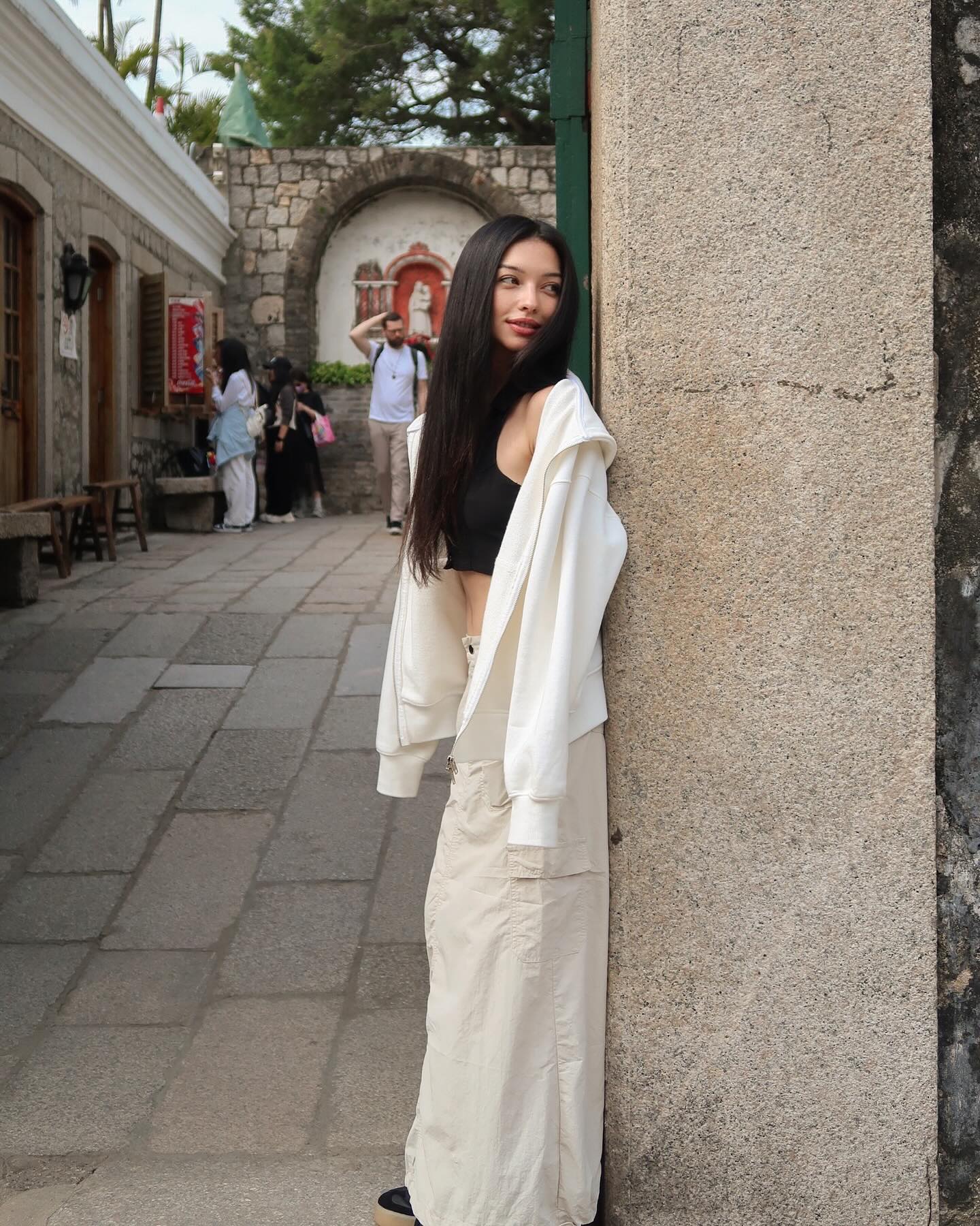 siyamore_ instagram image archive image