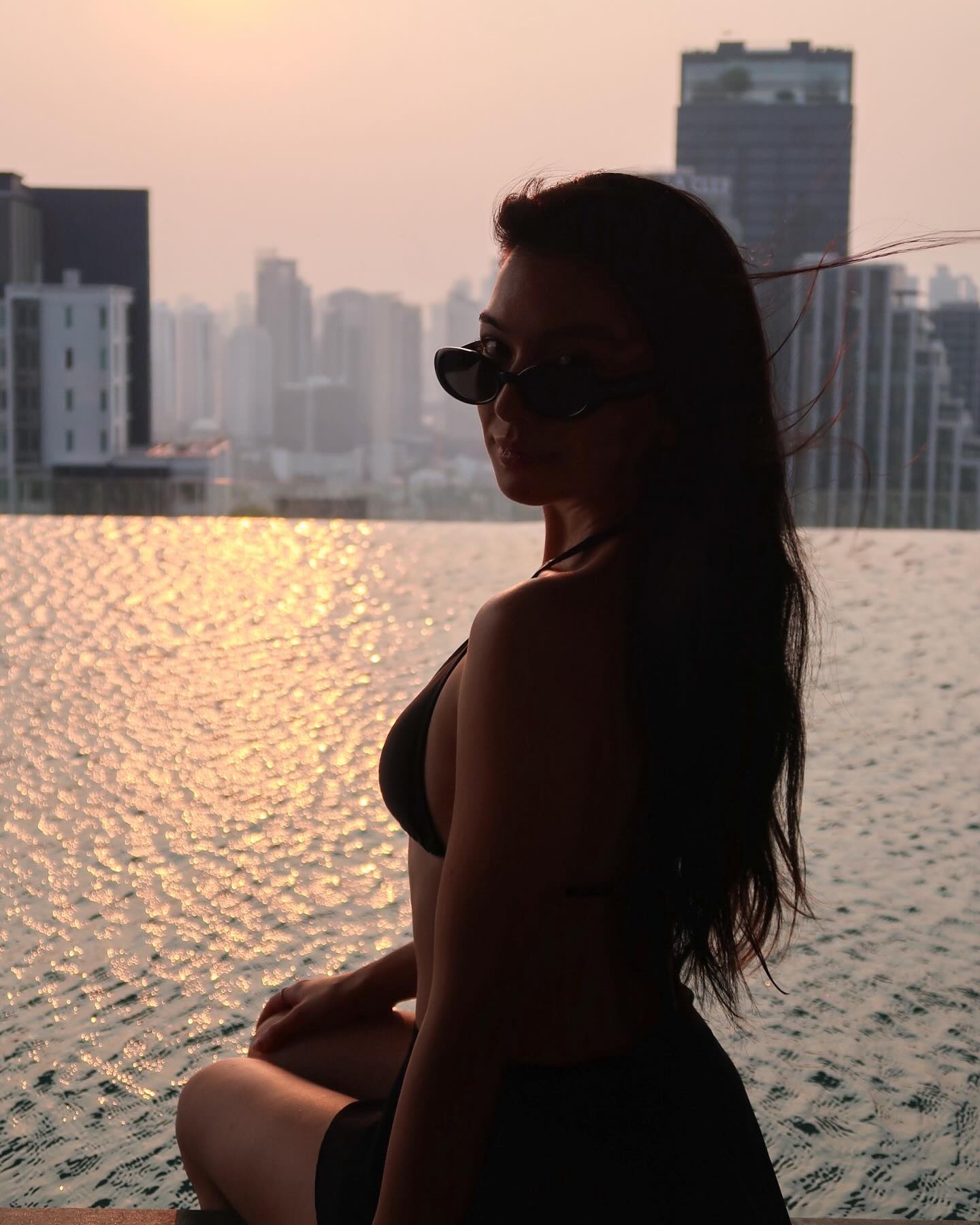 siyamore_ instagram image archive image