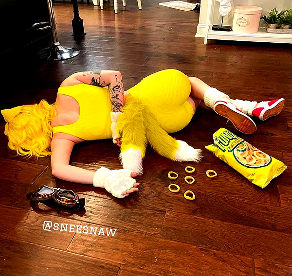 sneesnaw2.0 instagram image archive image