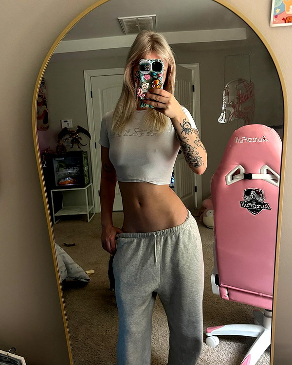 sneesnaw2.0 instagram image archive image