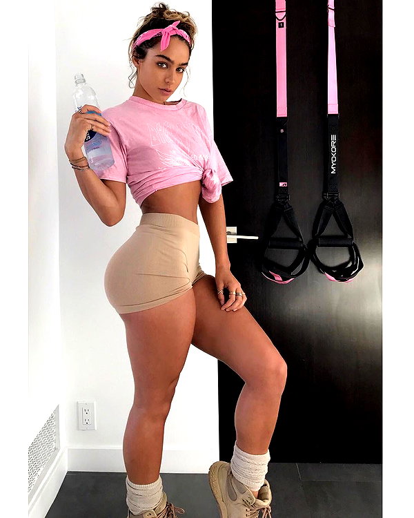 sommerray instagram image archive image