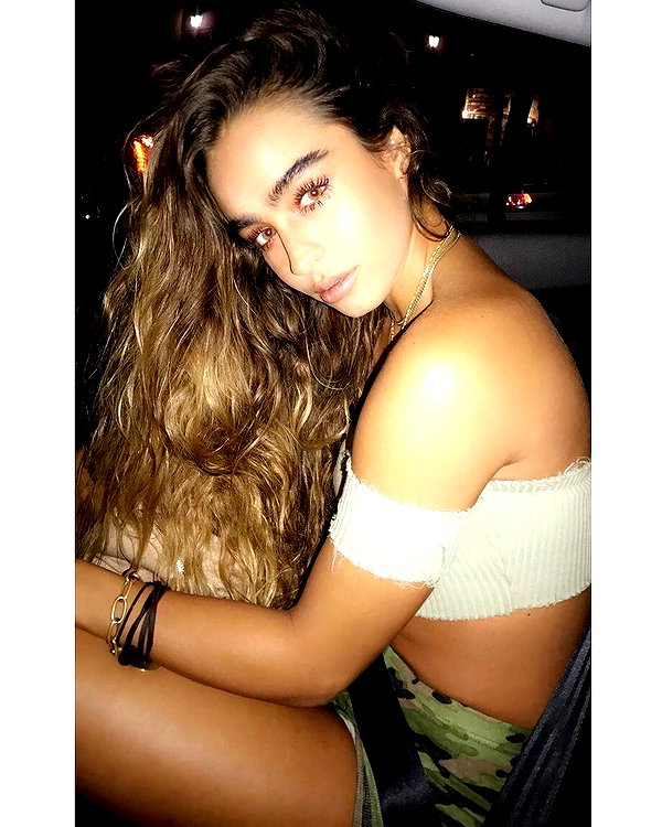 sommerray instagram image archive image