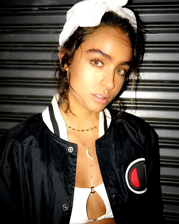 sommerray instagram image archive image