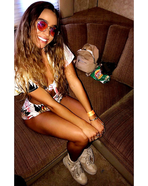 sommerray instagram image archive image