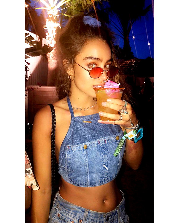 sommerray instagram image archive image