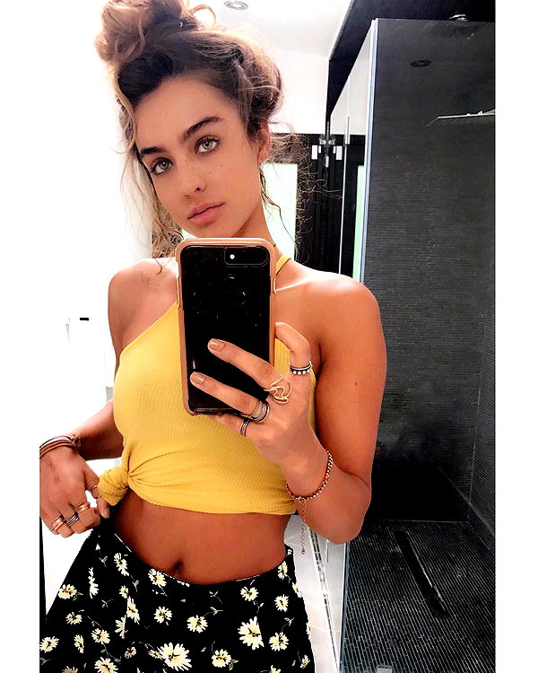 sommerray instagram image archive image