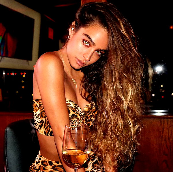 sommerray instagram image archive image