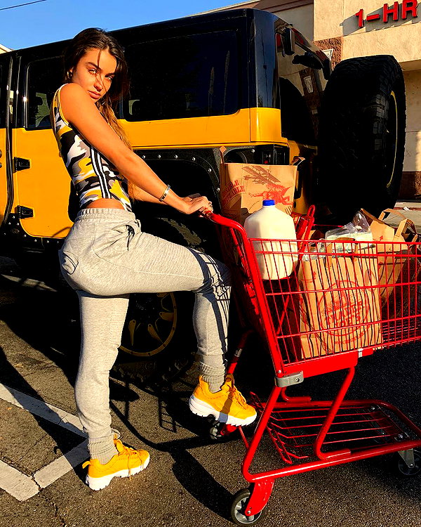 sommerray instagram image archive image