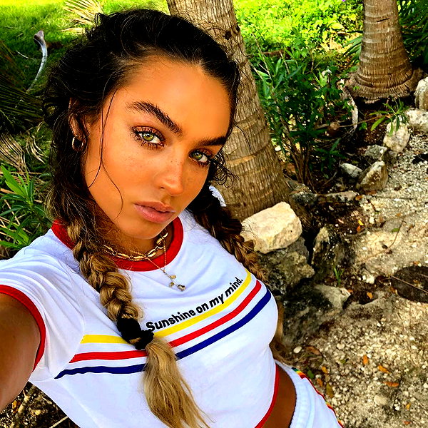 sommerray instagram image archive image