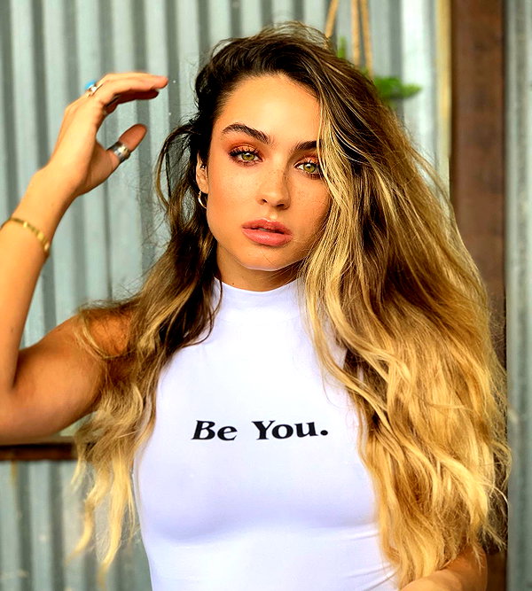 sommerray instagram image archive image