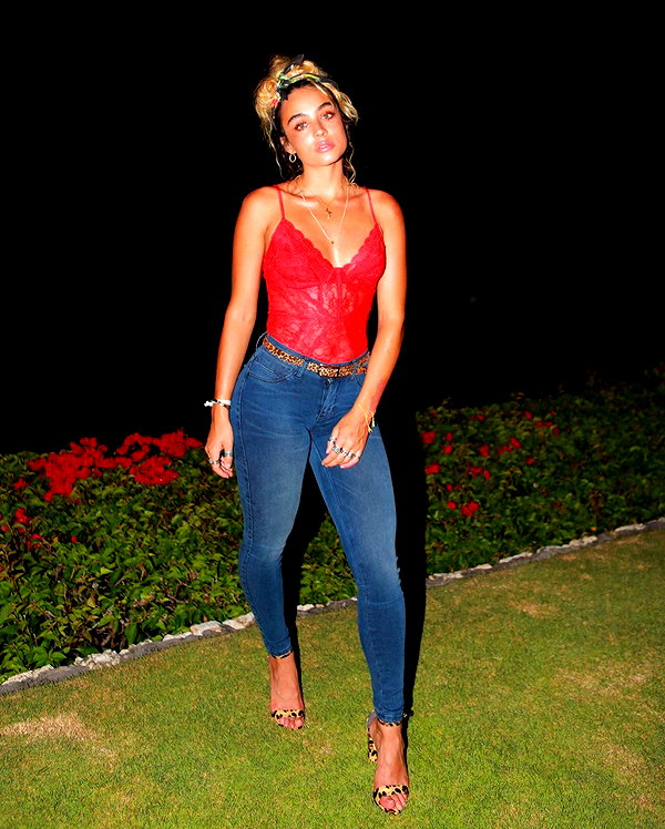 sommerray instagram image archive image