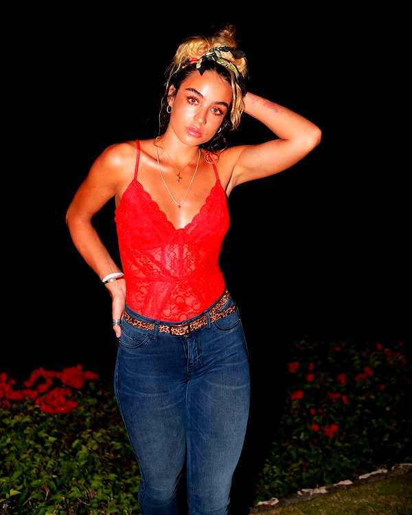 sommerray instagram image archive image