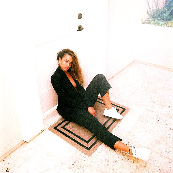 sommerray instagram image archive image