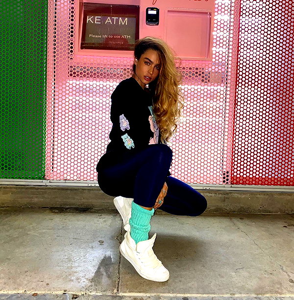 sommerray instagram image archive image