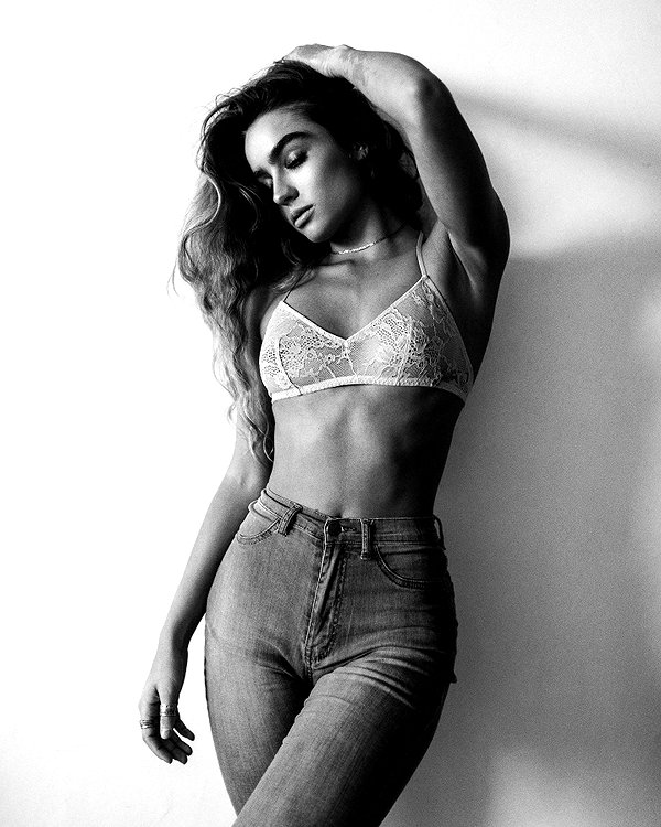 sommerray instagram image archive image