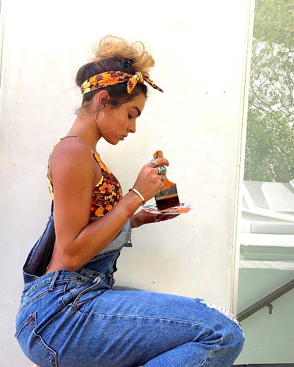sommerray instagram image archive image