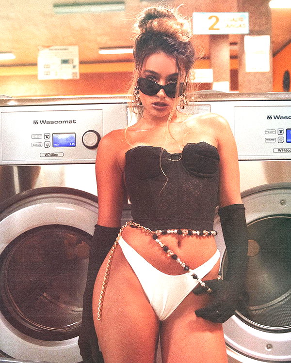 sommerray instagram image archive image