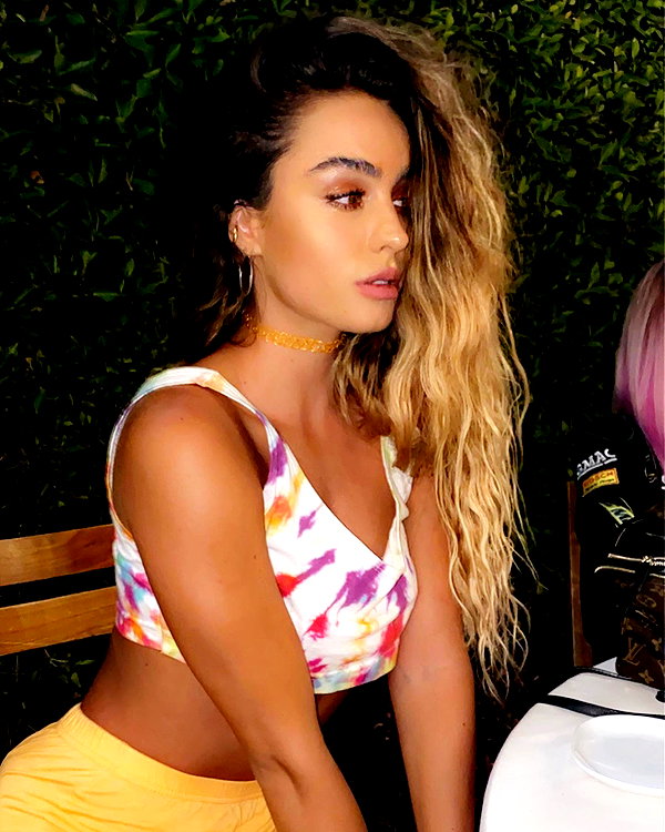 sommerray instagram image archive image