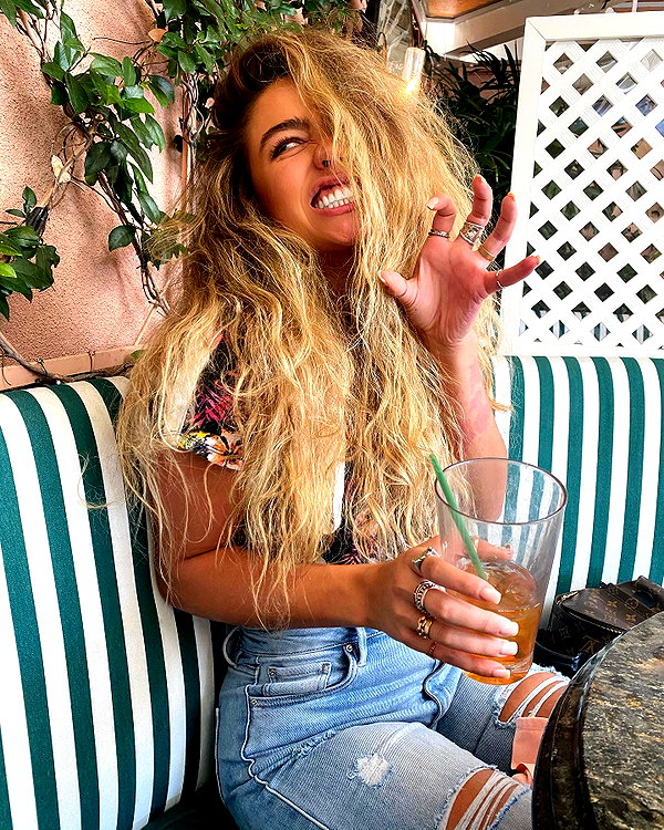 sommerray instagram image archive image