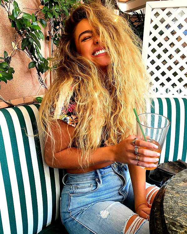 sommerray instagram image archive image