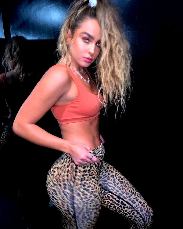 sommerray instagram image archive image