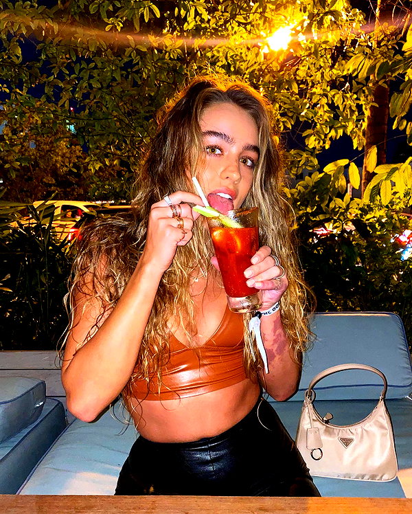 sommerray instagram image archive image