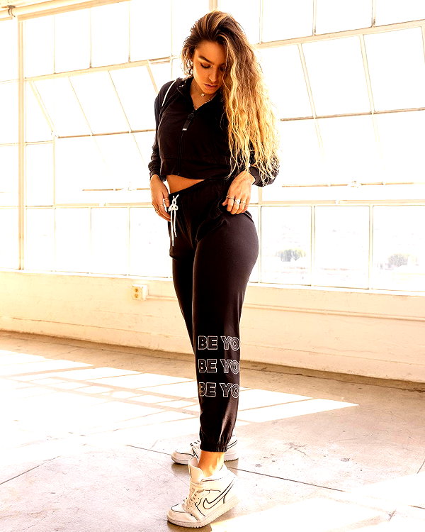 sommerray instagram image archive image