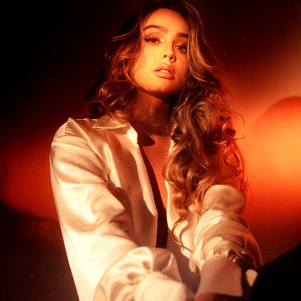 sommerray instagram image archive image