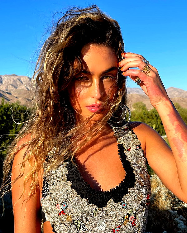 sommerray instagram image archive image